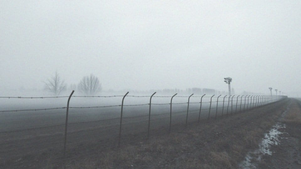 Wojna hybrydowa – co to znaczy i jak wpływa na bezpieczeństwo?